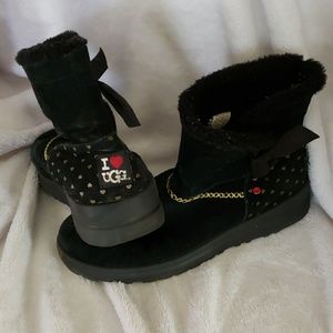 Ugg Black Shorty Size 11